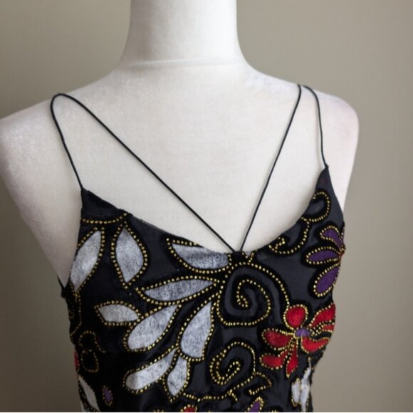 NWT velvet floral jewelled sleeveless mini dress - Picture 3 of 6